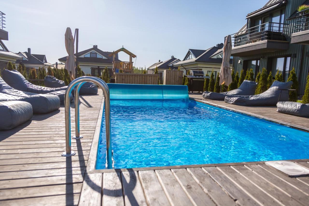 Lilly Apartment With Pool And Terrace Palanga Exterior photo